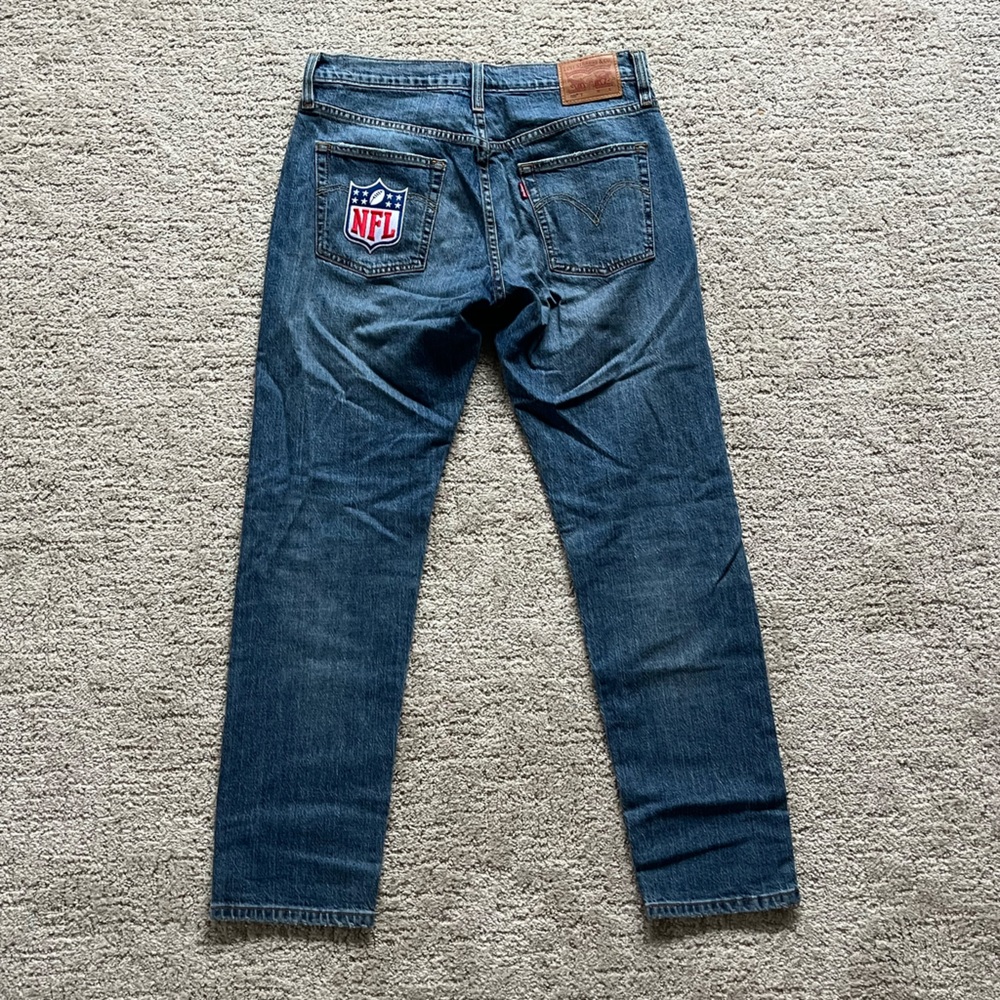 Levi Strauss Straight Leg Jeans Size Small
